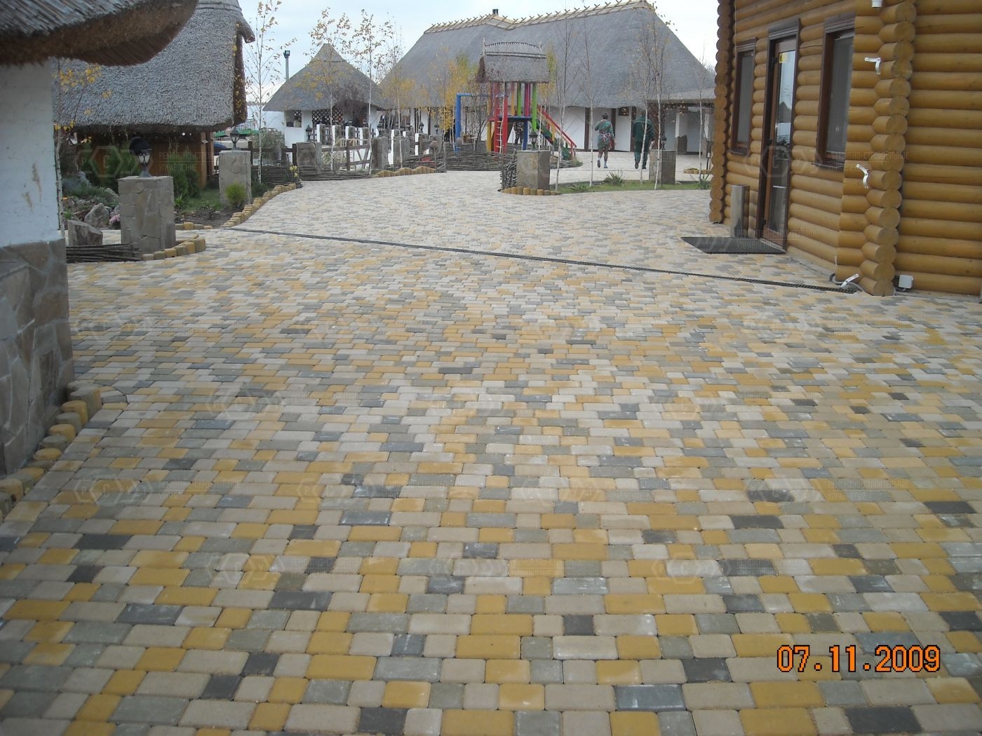 project small image