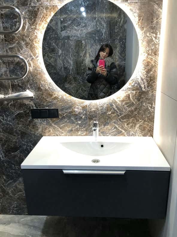 review person photo