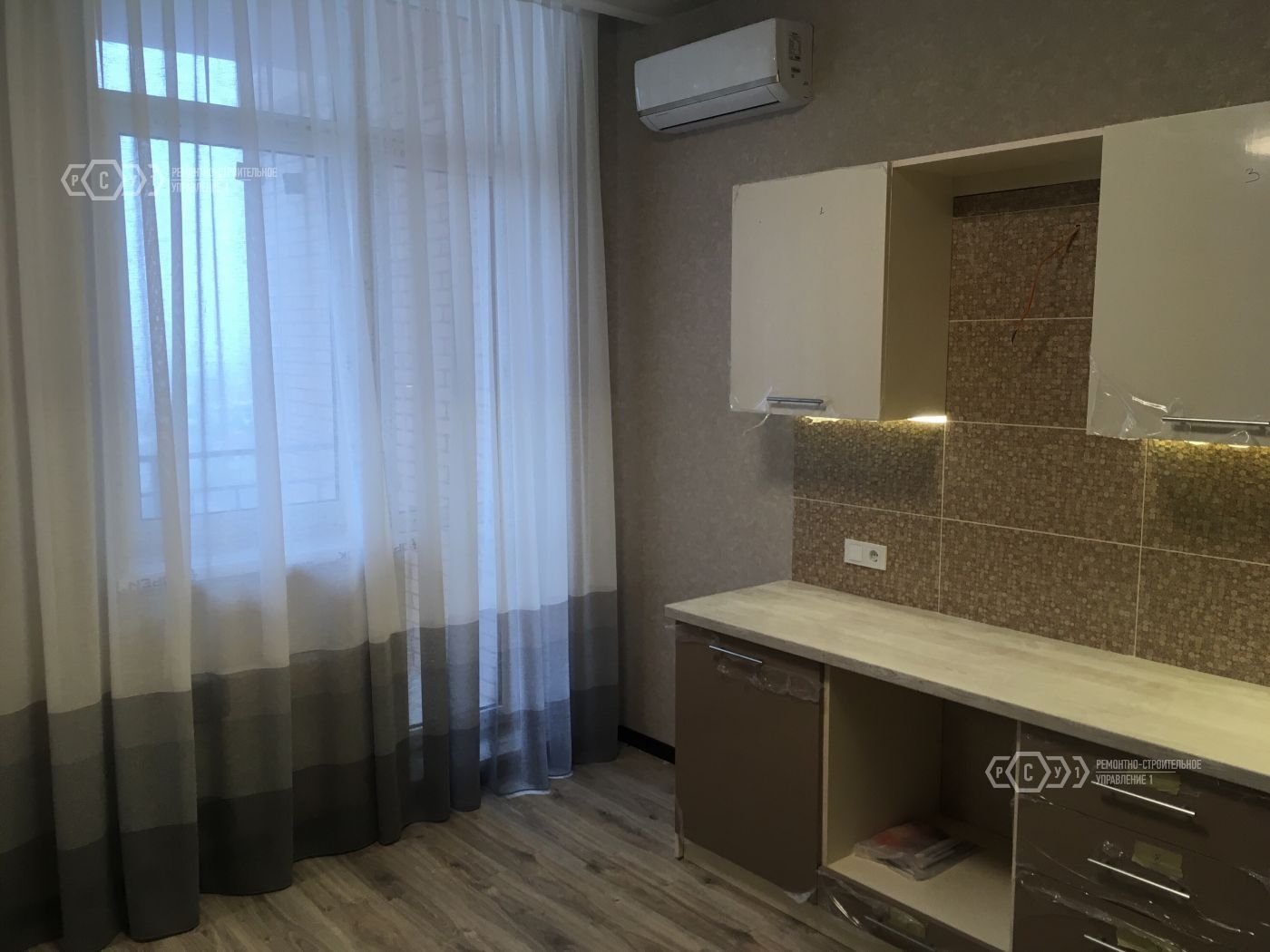 project small image