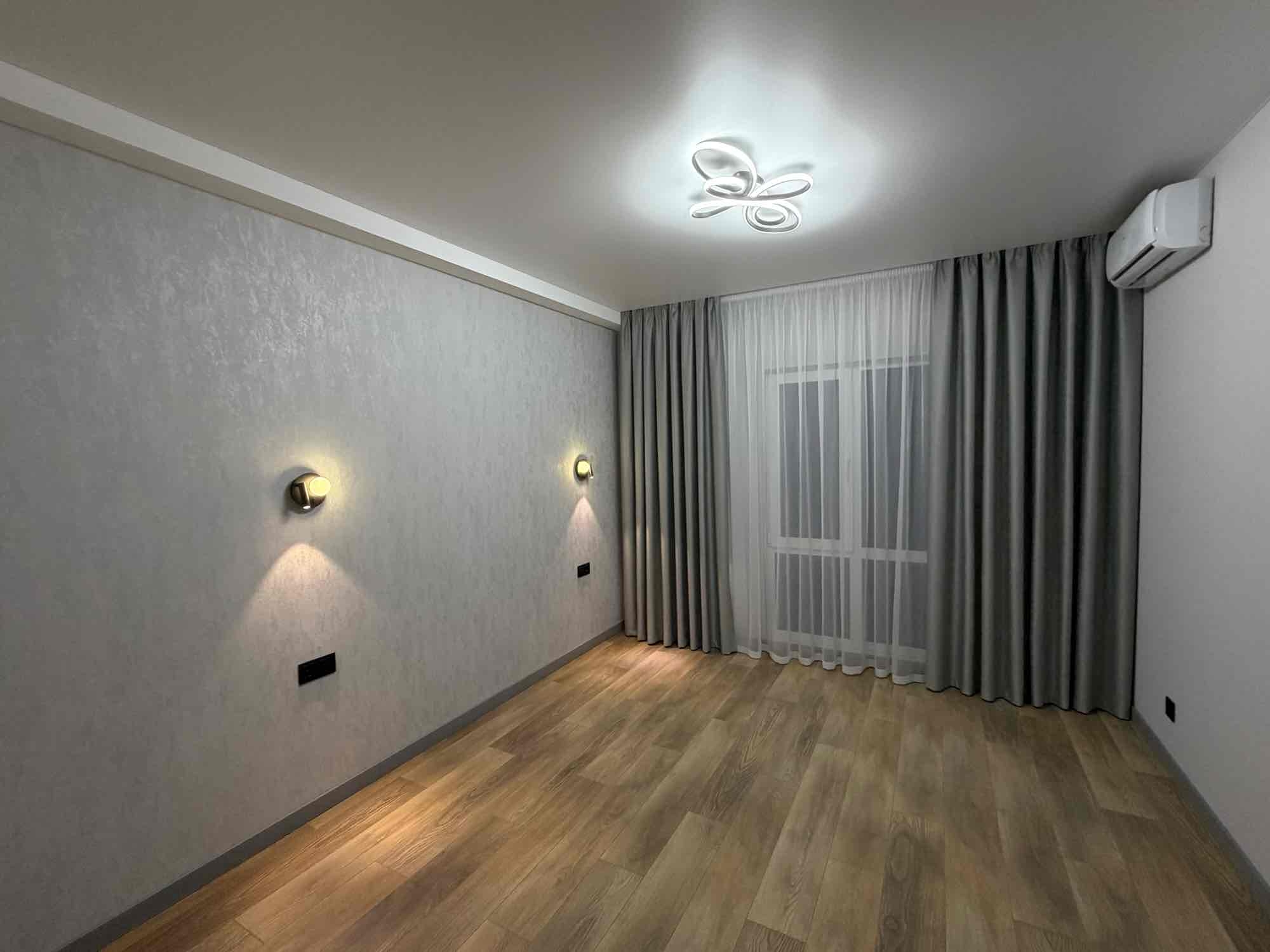 project small image