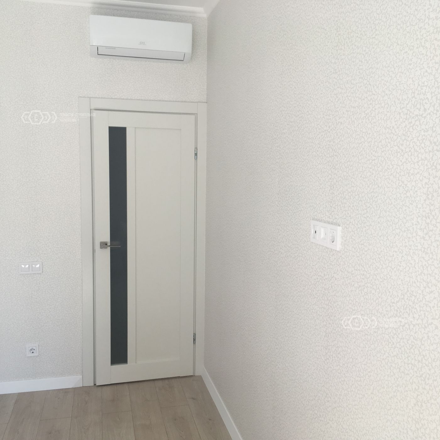review person photo