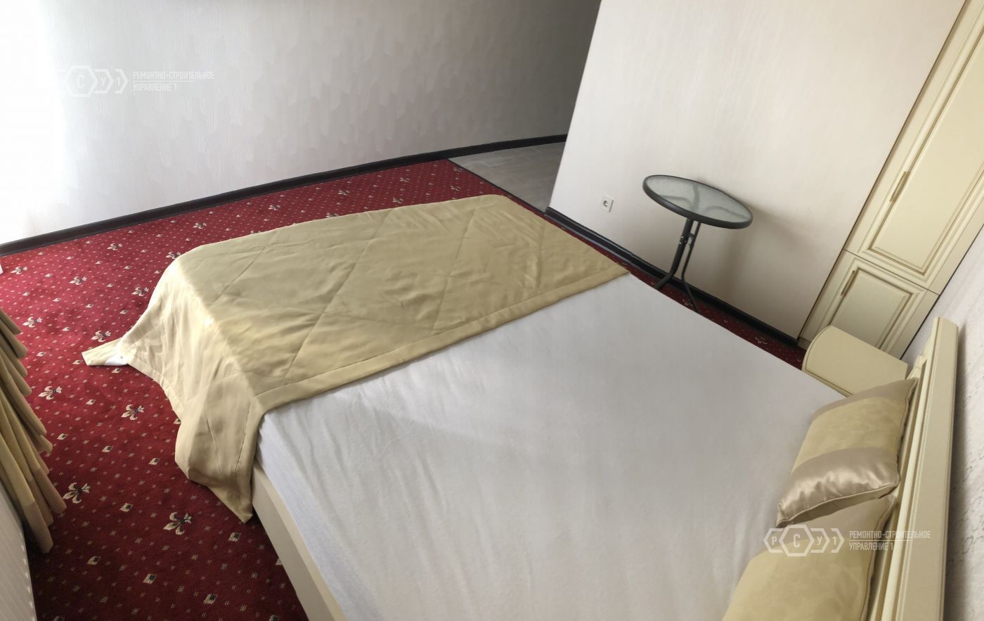 review person photo