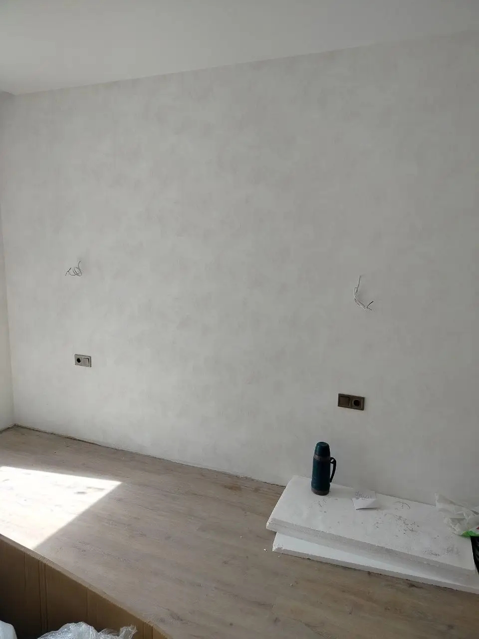 project small image