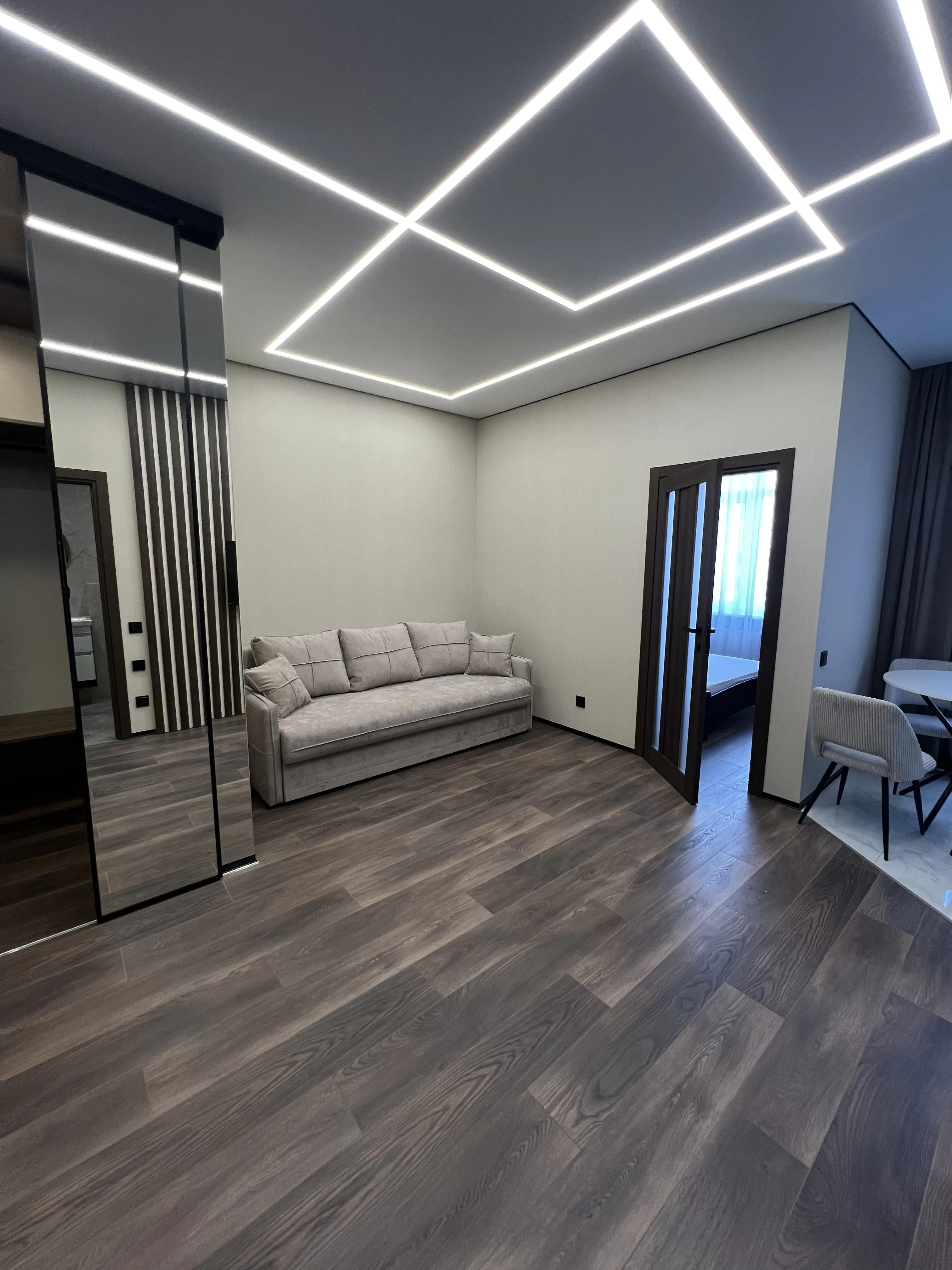 project small image
